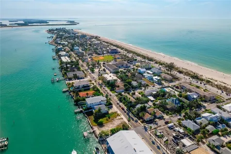 1805 Pass-a-grille Way St Pete Beach FL 33706