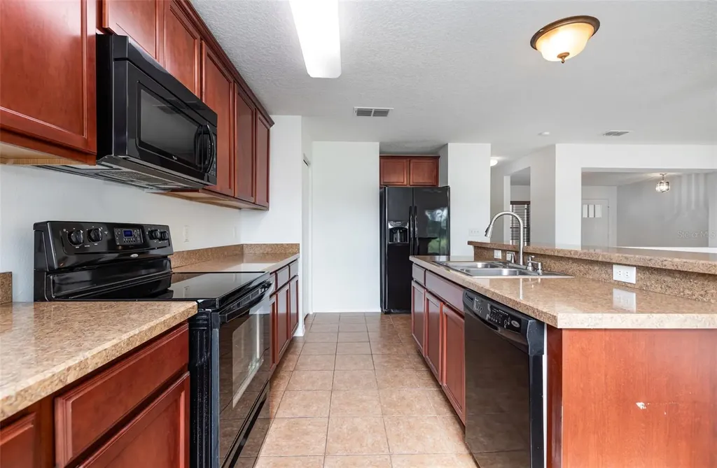 221 Star Shell Drive Apollo Beach FL 33572