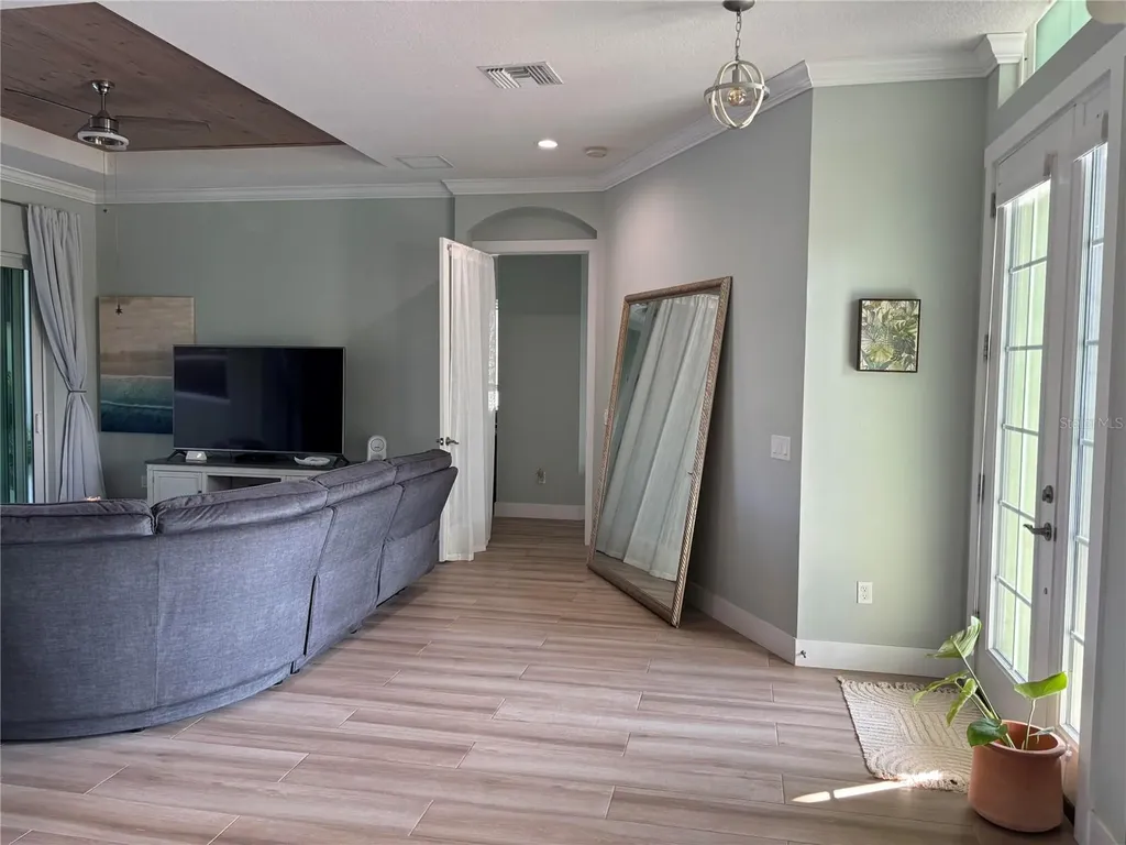 805 30th Court E Bradenton FL 34208