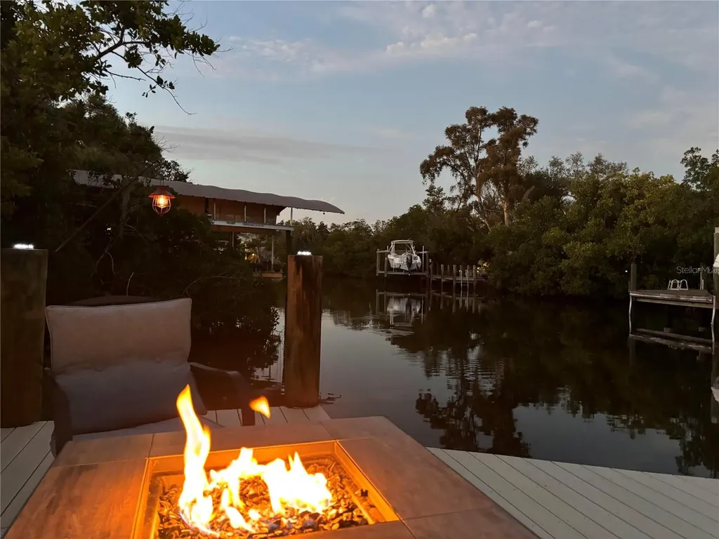 805 30th Court E Bradenton FL 34208