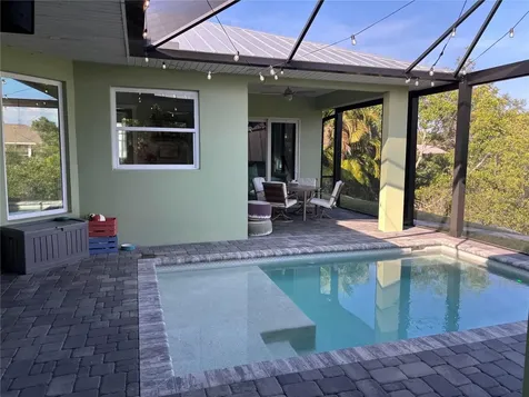 805 30th Court E Bradenton FL 34208