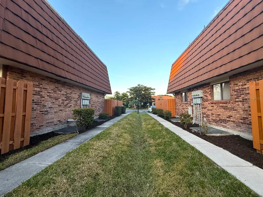 1406 Park Shore Circle Fort Myers FL 33901