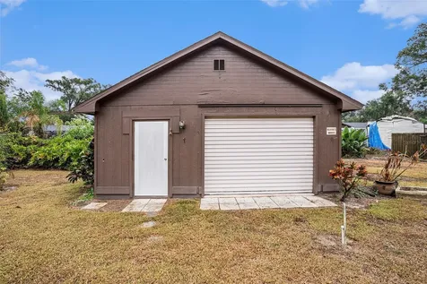 2110 Siloam Springs Drive Dover FL 33527
