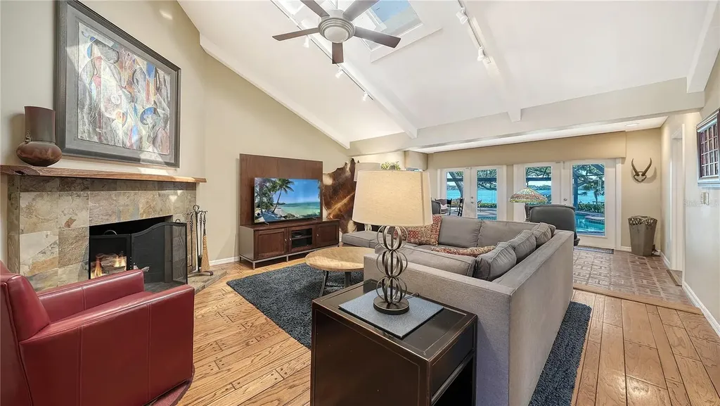 1042 N Casey Key Road Osprey FL 34229