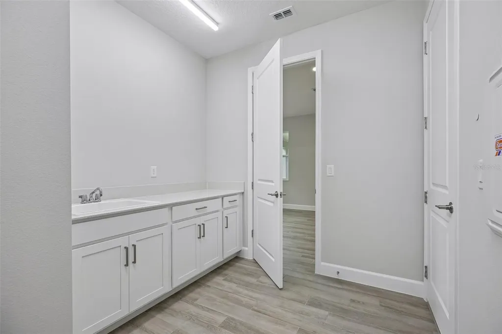 984 Hawksnest Point Oviedo FL 32765
