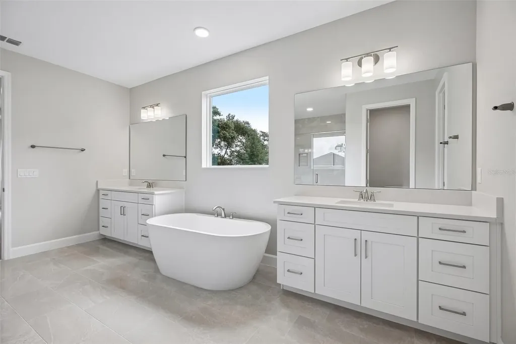 984 Hawksnest Point Oviedo FL 32765