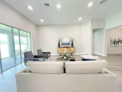 984 Hawksnest Point Oviedo FL 32765