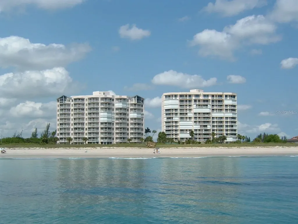 3880 N Highway A1a Hutchinson Island FL 34949