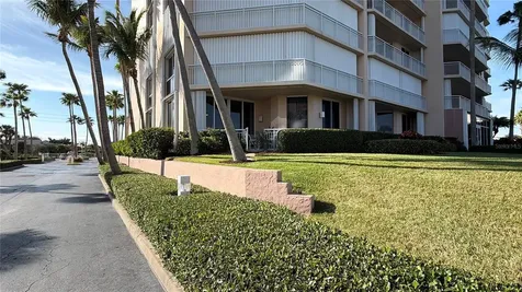 3880 N Highway A1a Hutchinson Island FL 34949
