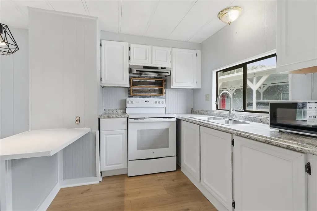 419 Sunrise Boulevard Polk City FL 33868