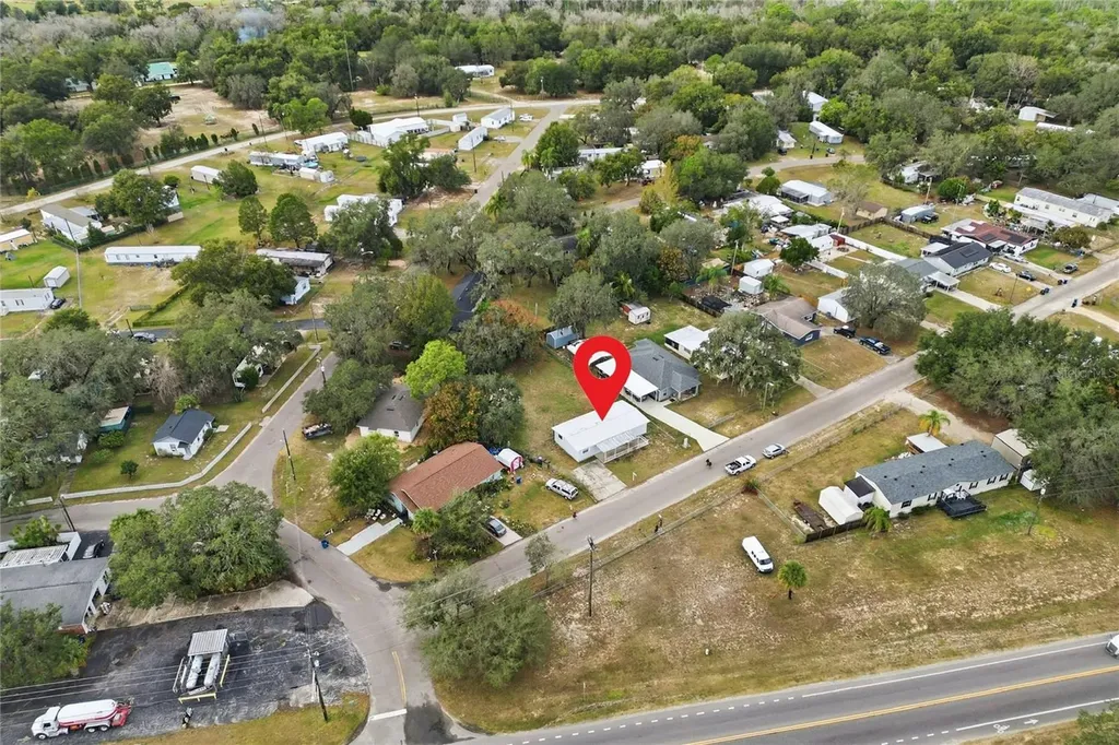419 Sunrise Boulevard Polk City FL 33868