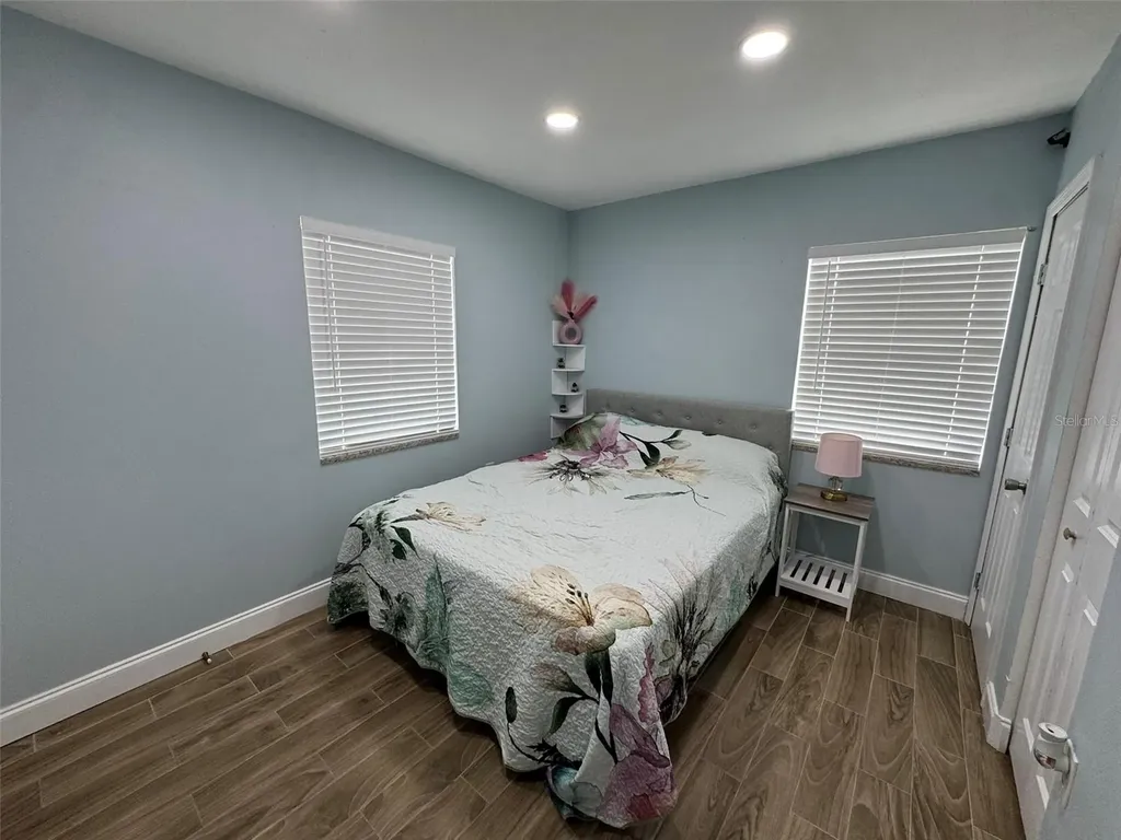7050 48th Street N Pinellas Park FL 33781