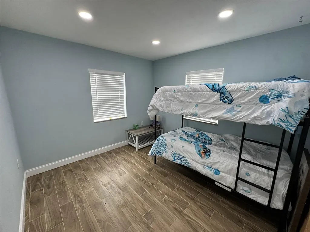 7050 48th Street N Pinellas Park FL 33781