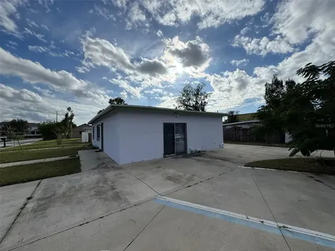 7050 48th Street N Pinellas Park FL 33781