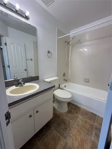 10110 Abington Place Tampa FL 33624