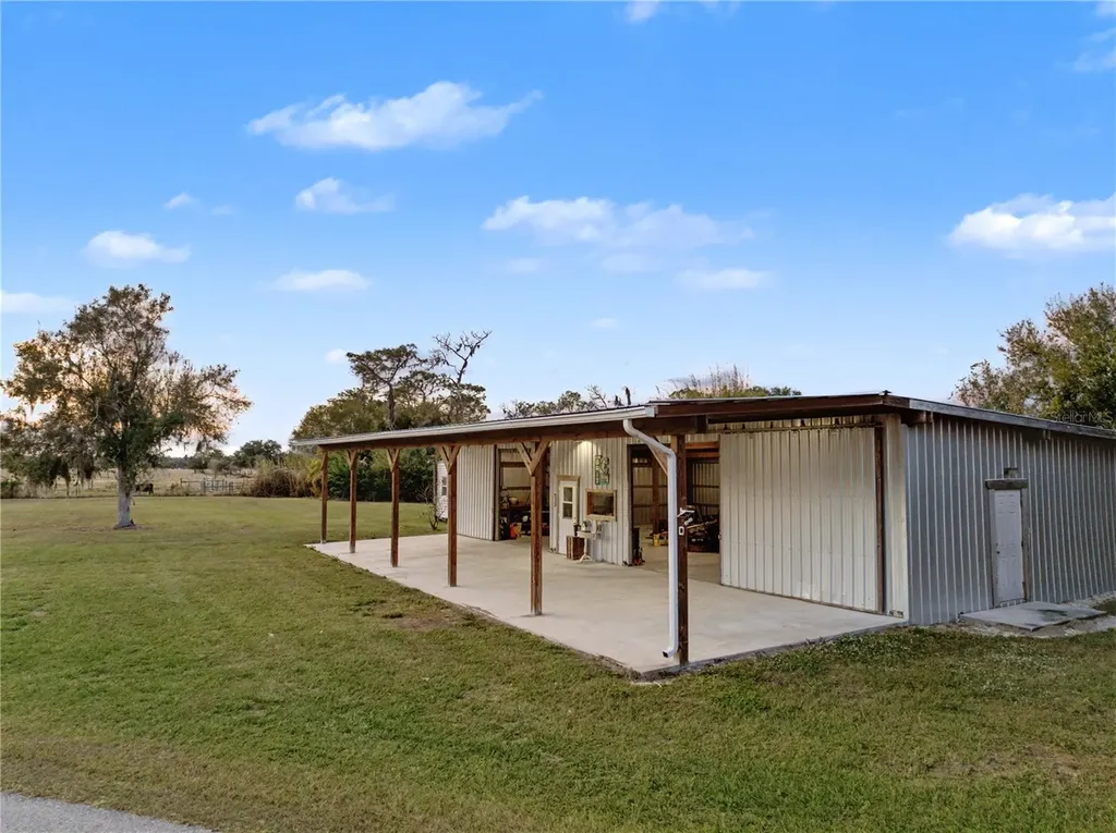 560 Oakford Road Sarasota FL 34240