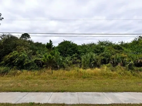 12 + 13 Caesar North Port FL 34288