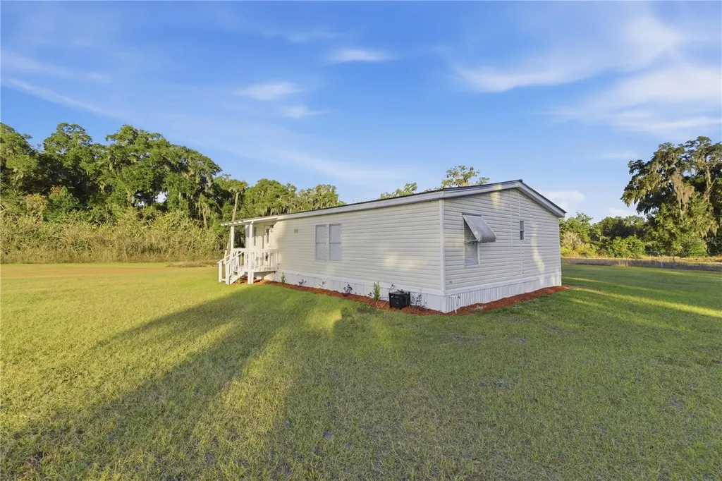 13705 NE 14th Avenue Citra FL 32113
