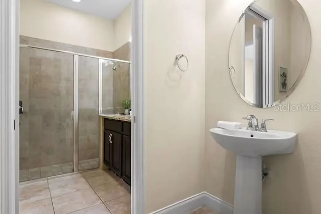 305 Captiva Drive Davenport FL 33896