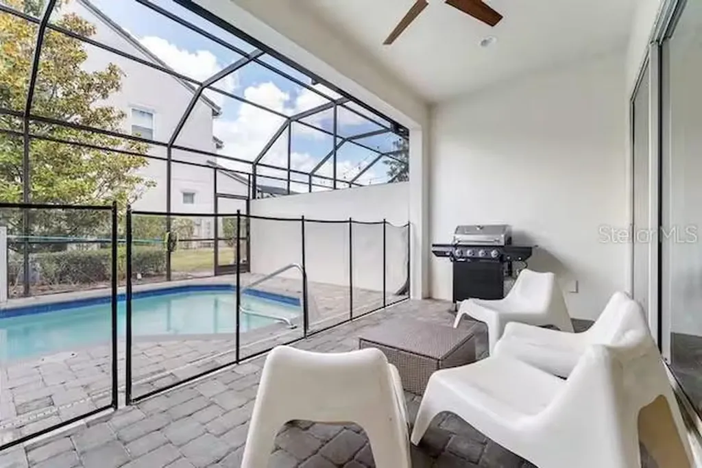 305 Captiva Drive Davenport FL 33896