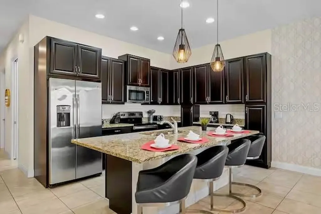 305 Captiva Drive Davenport FL 33896