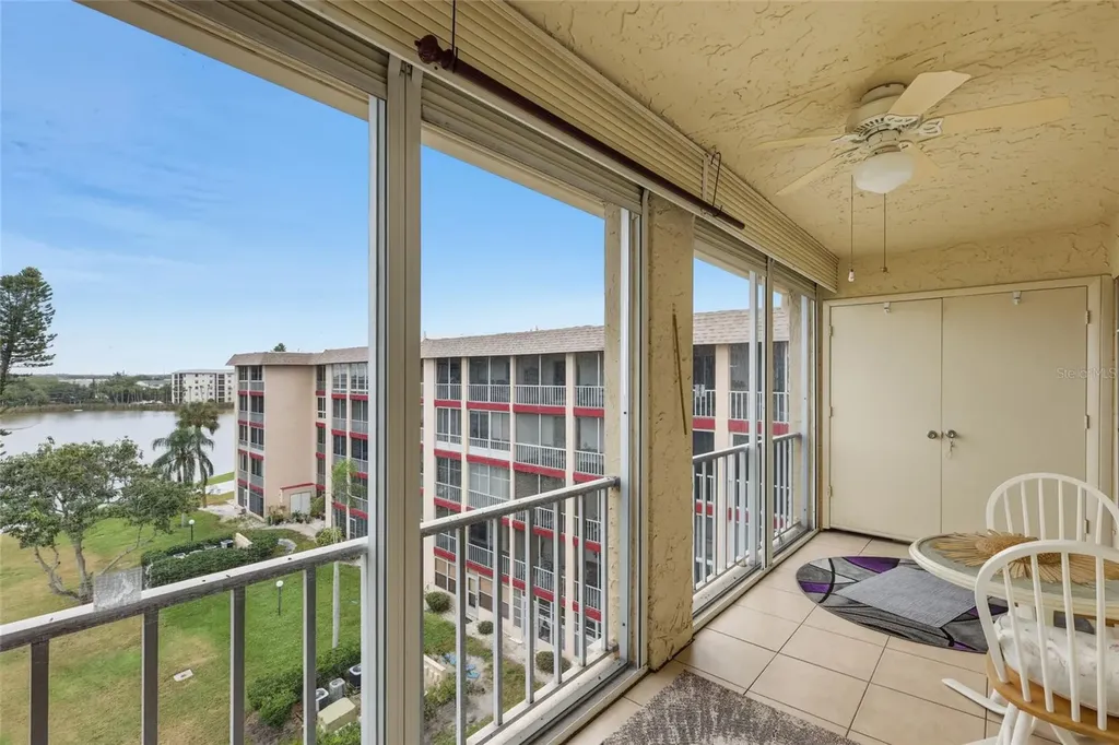 3839 Lake Bayshore Drive Bradenton FL 34205
