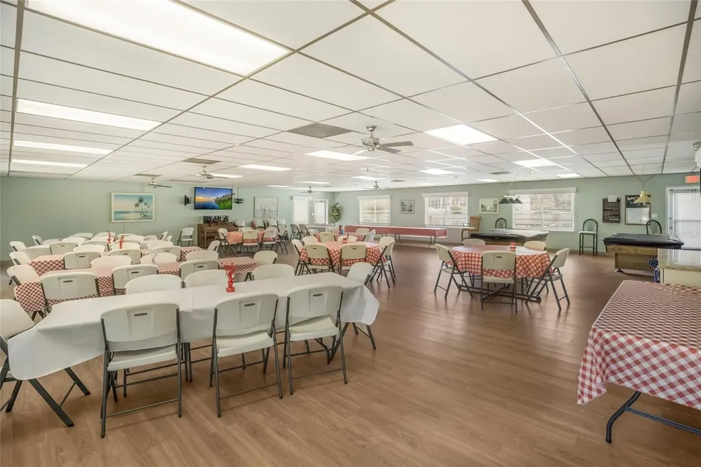 3839 Lake Bayshore Drive Bradenton FL 34205