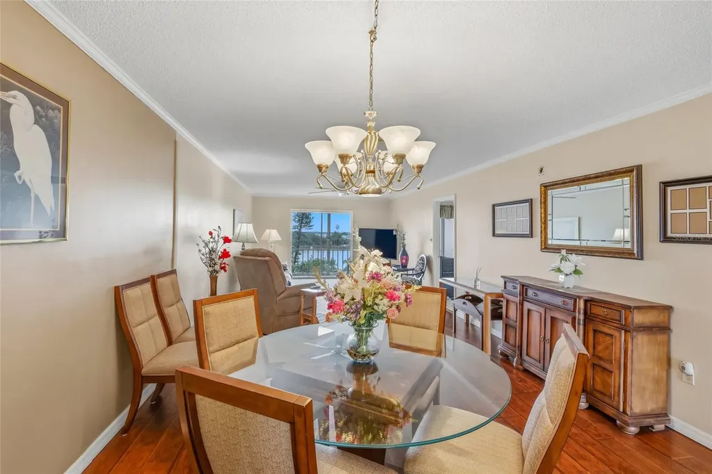 3839 Lake Bayshore Drive Bradenton FL 34205