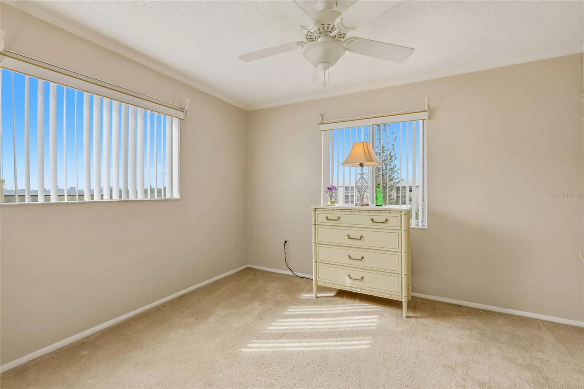 3839 Lake Bayshore Drive Bradenton FL 34205