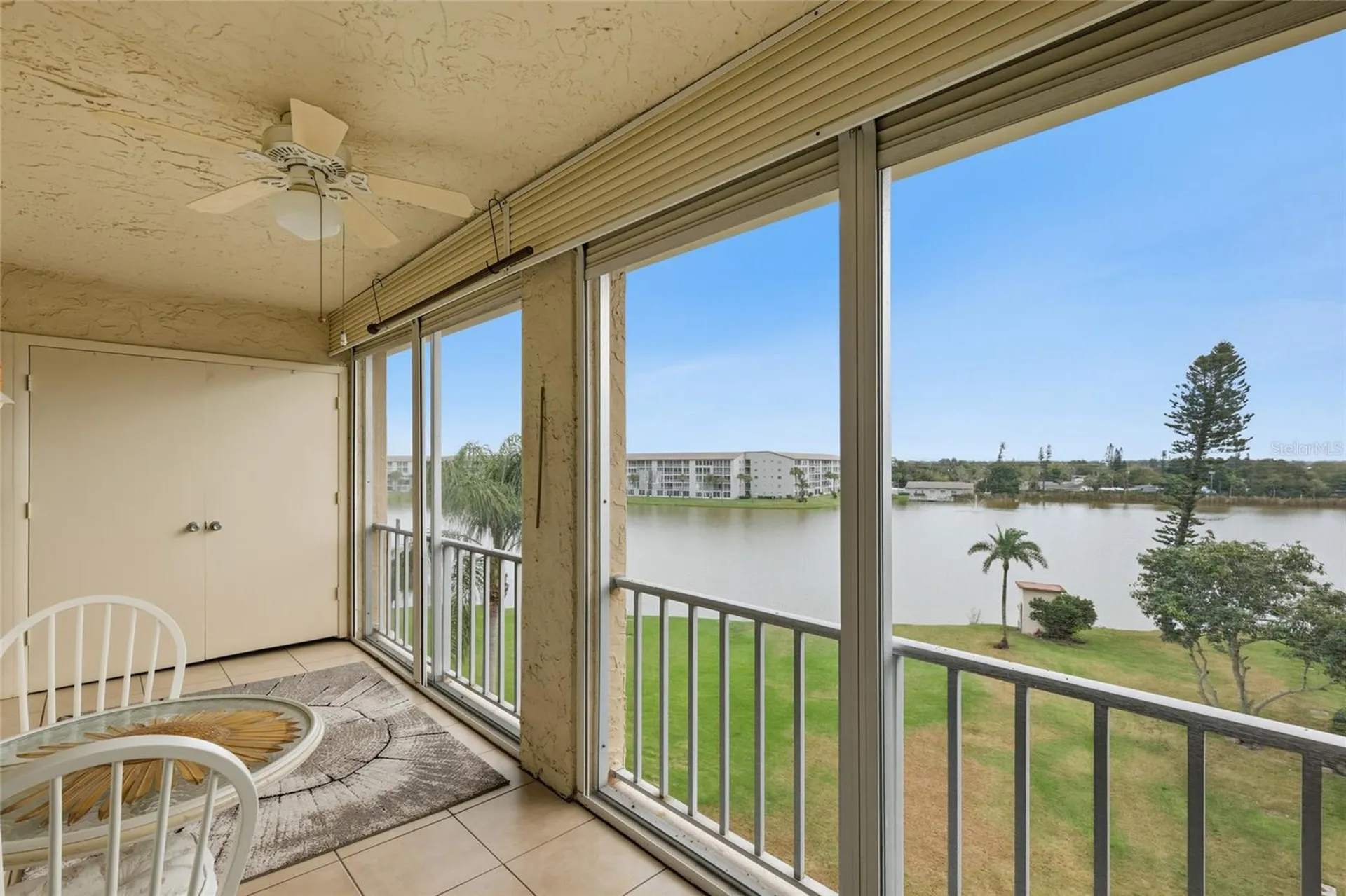 3839 Lake Bayshore Drive Bradenton FL 34205