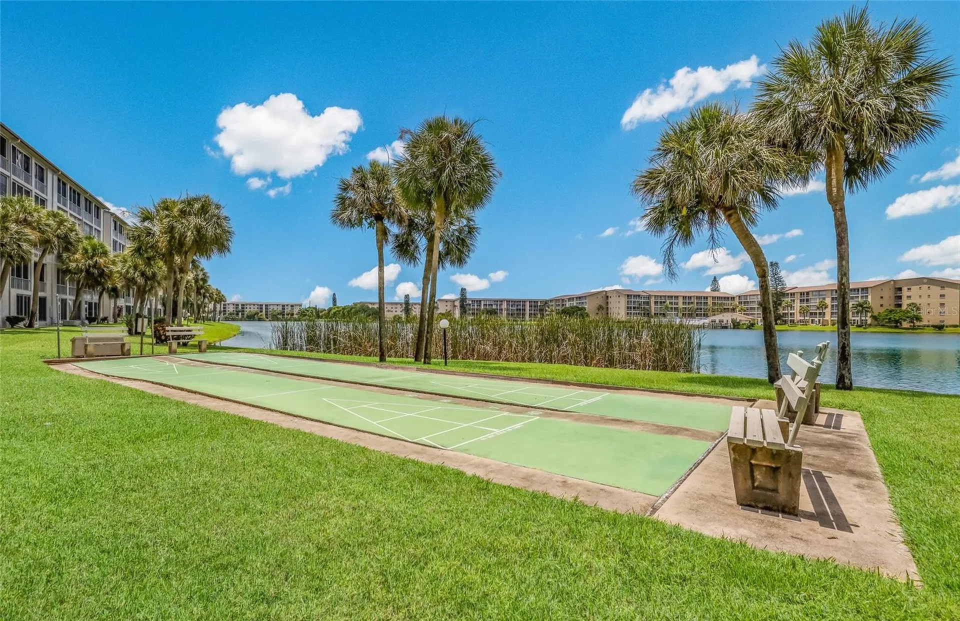 3839 Lake Bayshore Drive Bradenton FL 34205