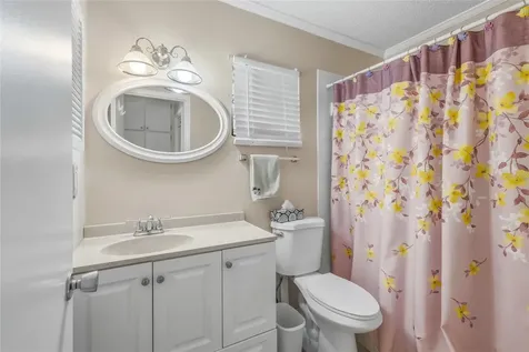 3839 Lake Bayshore Drive Bradenton FL 34205