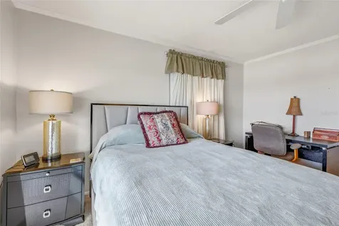 3839 Lake Bayshore Drive Bradenton FL 34205