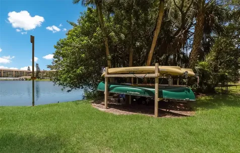 3839 Lake Bayshore Drive Bradenton FL 34205