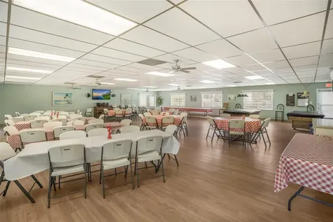 3839 Lake Bayshore Drive Bradenton FL 34205