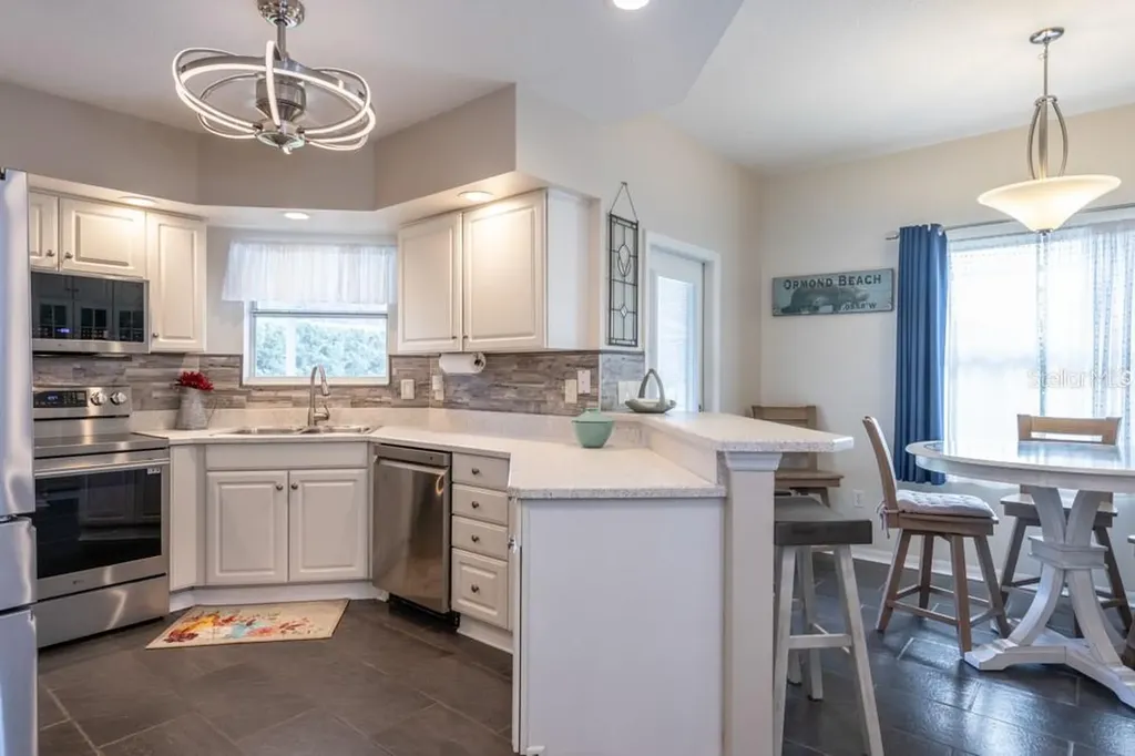 5 Canterbury Woods Ormond Beach FL 32174