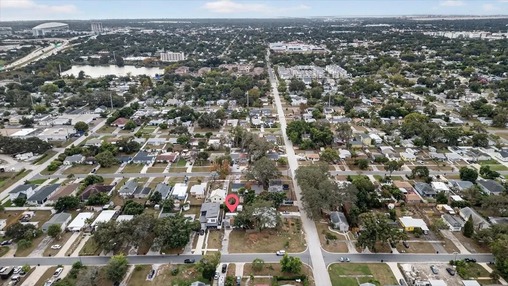 2480 18th Avenue N St Petersburg FL 33713
