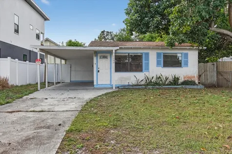 2480 18th Avenue N St Petersburg FL 33713