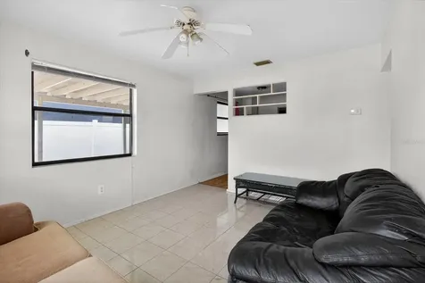 2480 18th Avenue N St Petersburg FL 33713