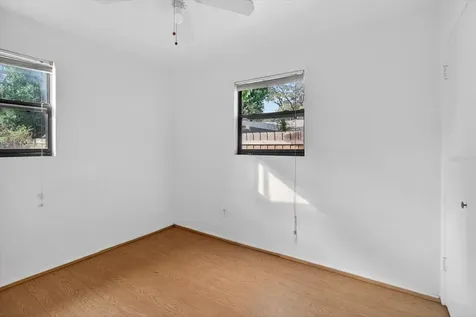 2480 18th Avenue N St Petersburg FL 33713