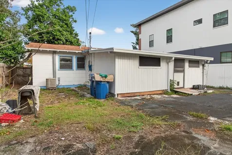 2480 18th Avenue N St Petersburg FL 33713