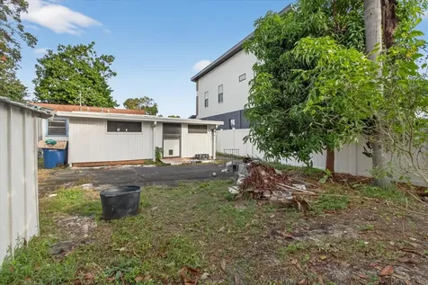 2480 18th Avenue N St Petersburg FL 33713