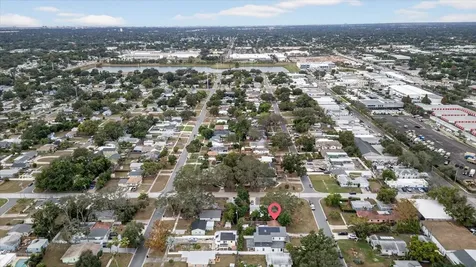 2480 18th Avenue N St Petersburg FL 33713