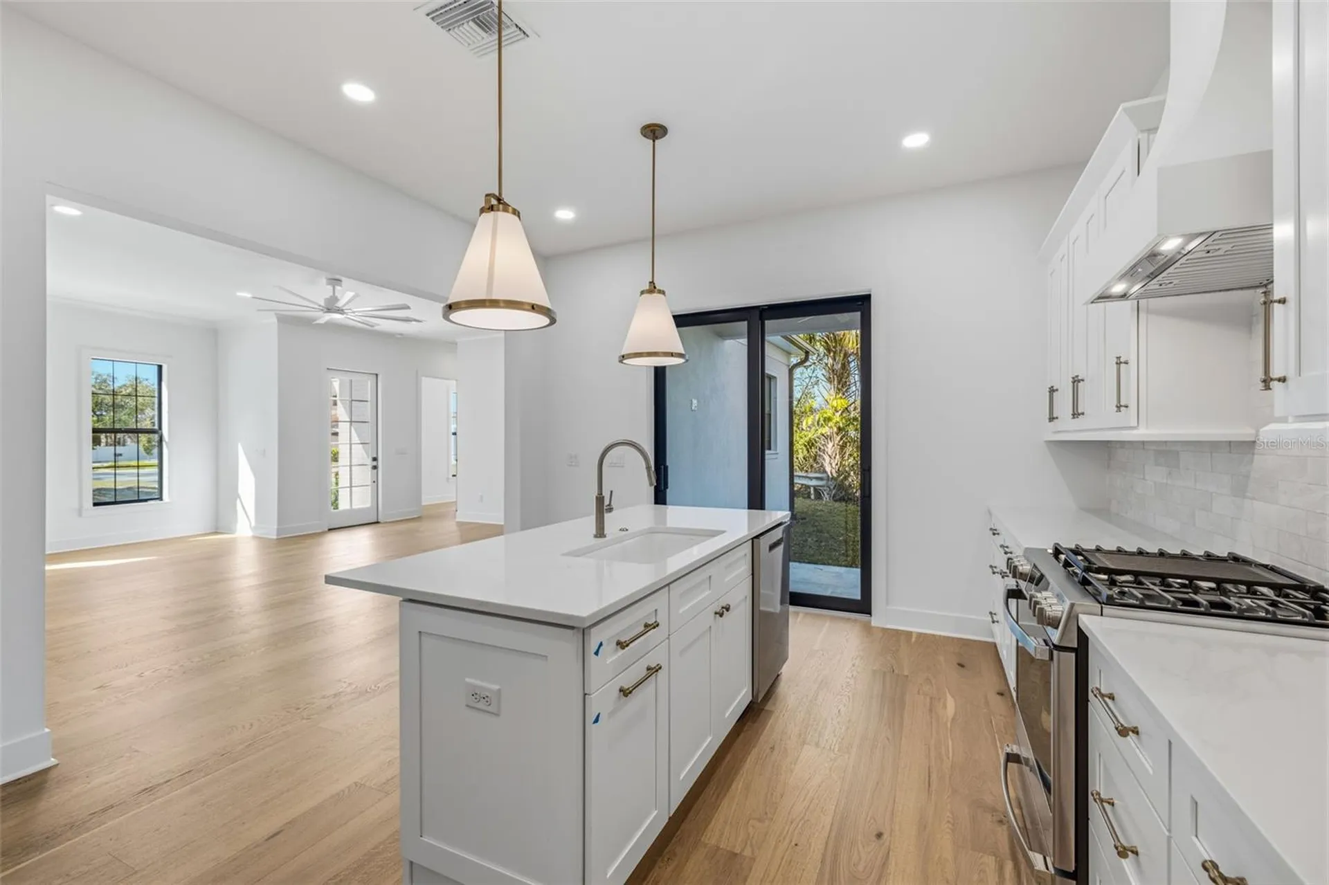 3010 S Esperanza Avenue Tampa FL 33629