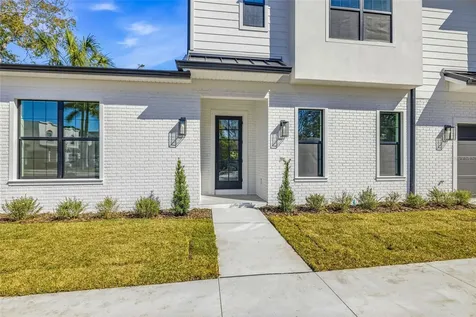 3010 S Esperanza Avenue Tampa FL 33629