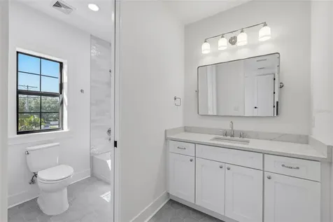 3010 S Esperanza Avenue Tampa FL 33629
