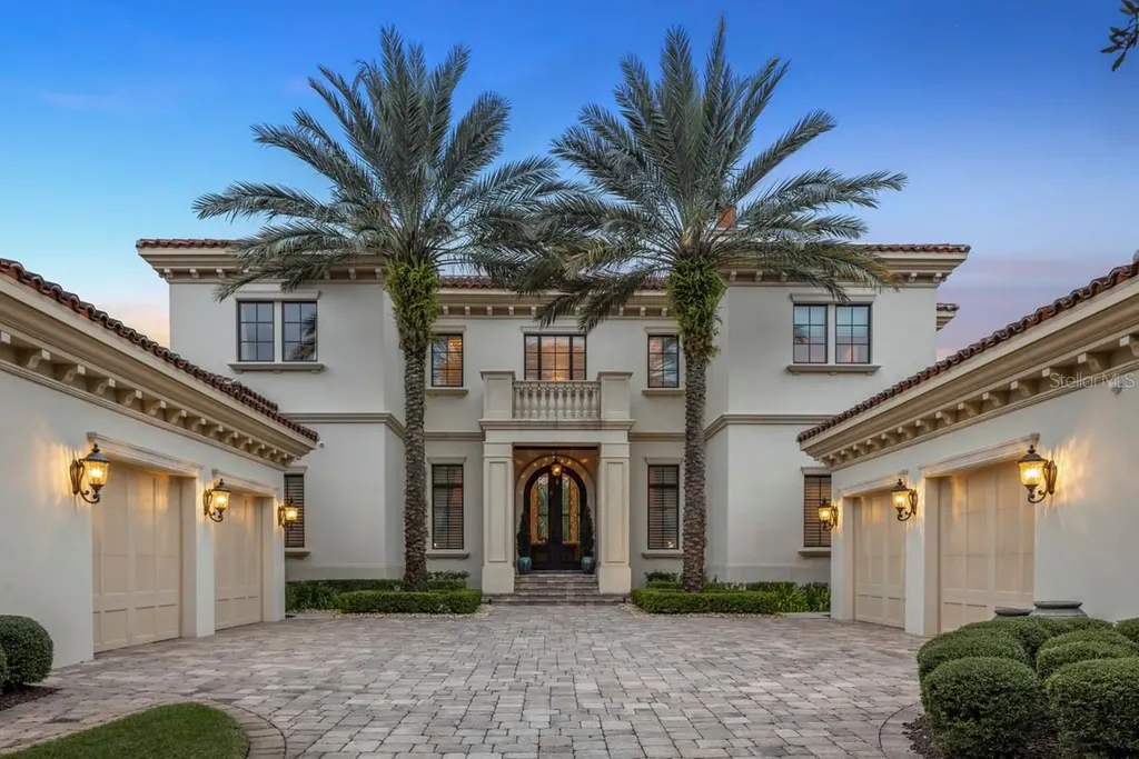10024 Enchanted Oak Drive Golden Oak FL 32836