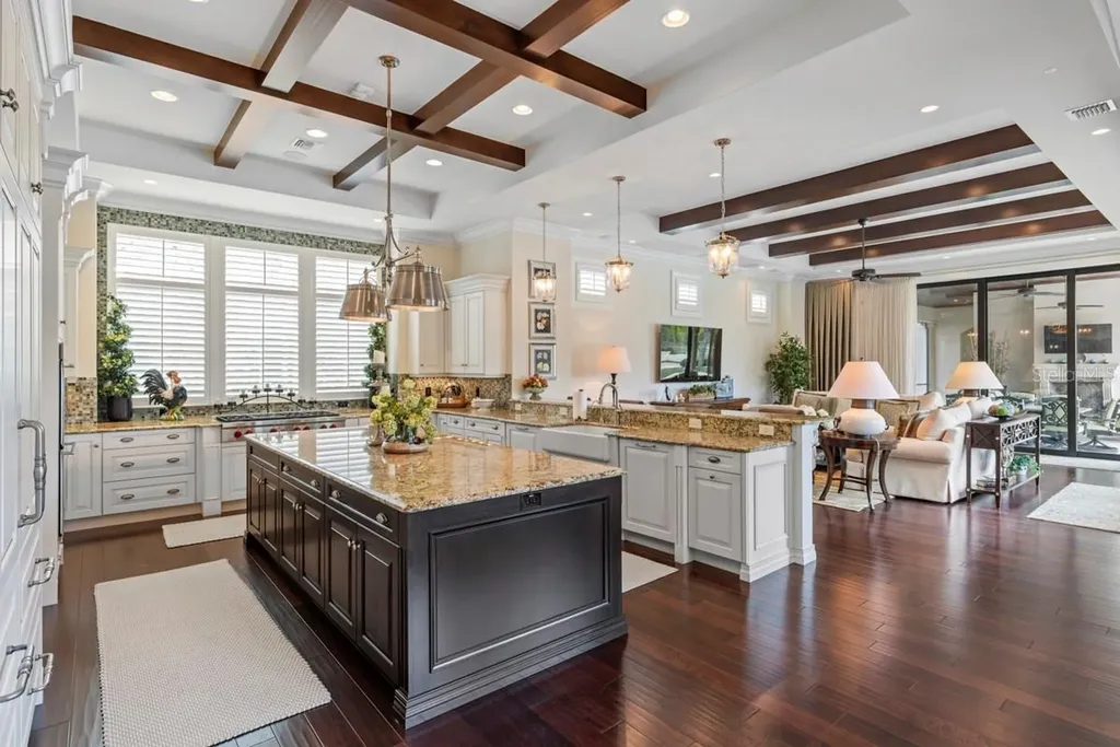10024 Enchanted Oak Drive Golden Oak FL 32836