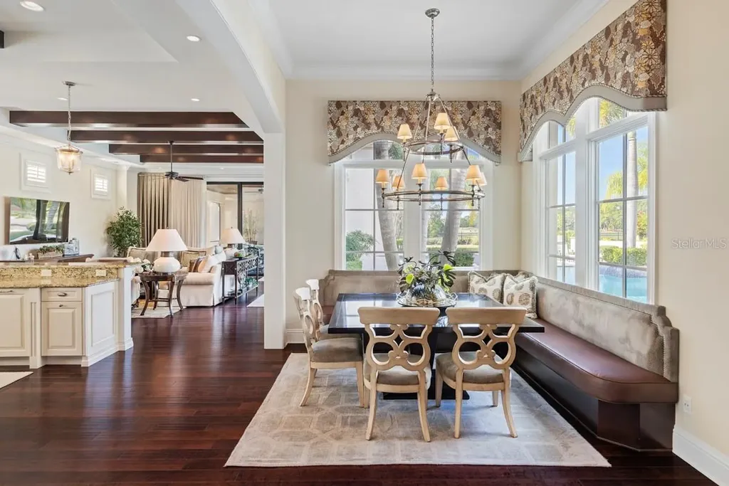 10024 Enchanted Oak Drive Golden Oak FL 32836