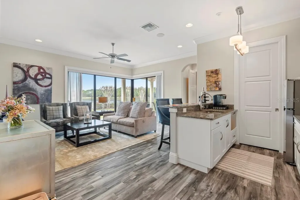 10024 Enchanted Oak Drive Golden Oak FL 32836